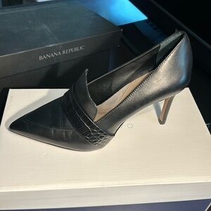 Black heels/tailored 7.5 excellent condition.  Lightly worn